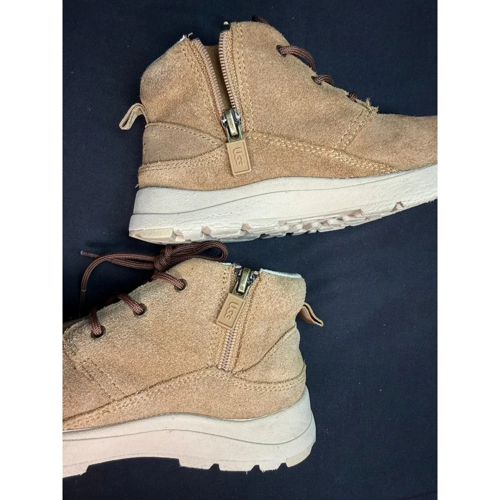 UGG Kids Canoe III Weather Chukka Suede Zip Up Lace Up‎ Boots Chestnut Suede
